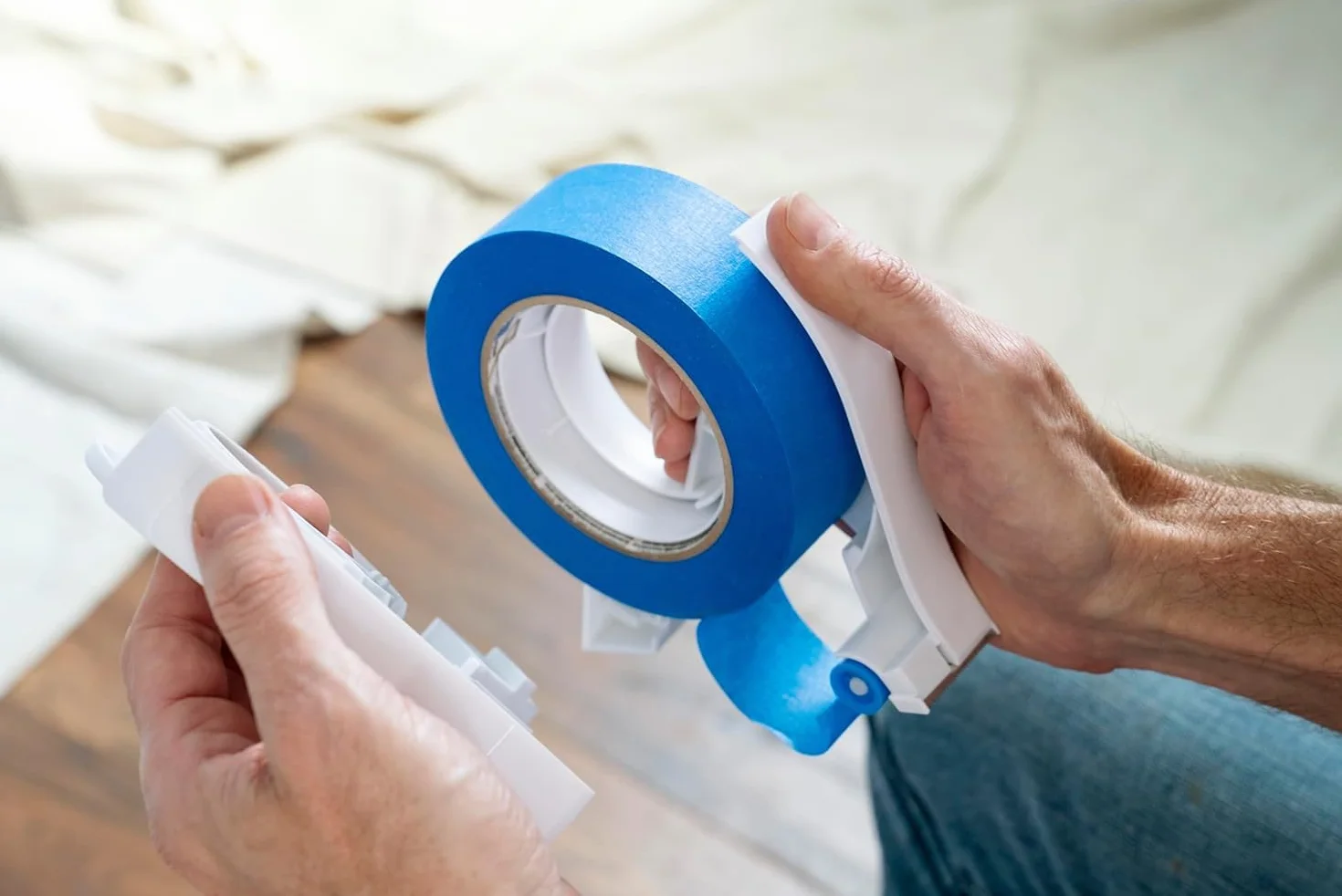 ScotchBlue Aplicador de Cinta de Pintor con 1 Rollo (36 mm x 18,2 m) - Cinta de Enmascarar Multisuperficie - para Molduras, Rodapiés, Marcos de Puertas y Ventanas