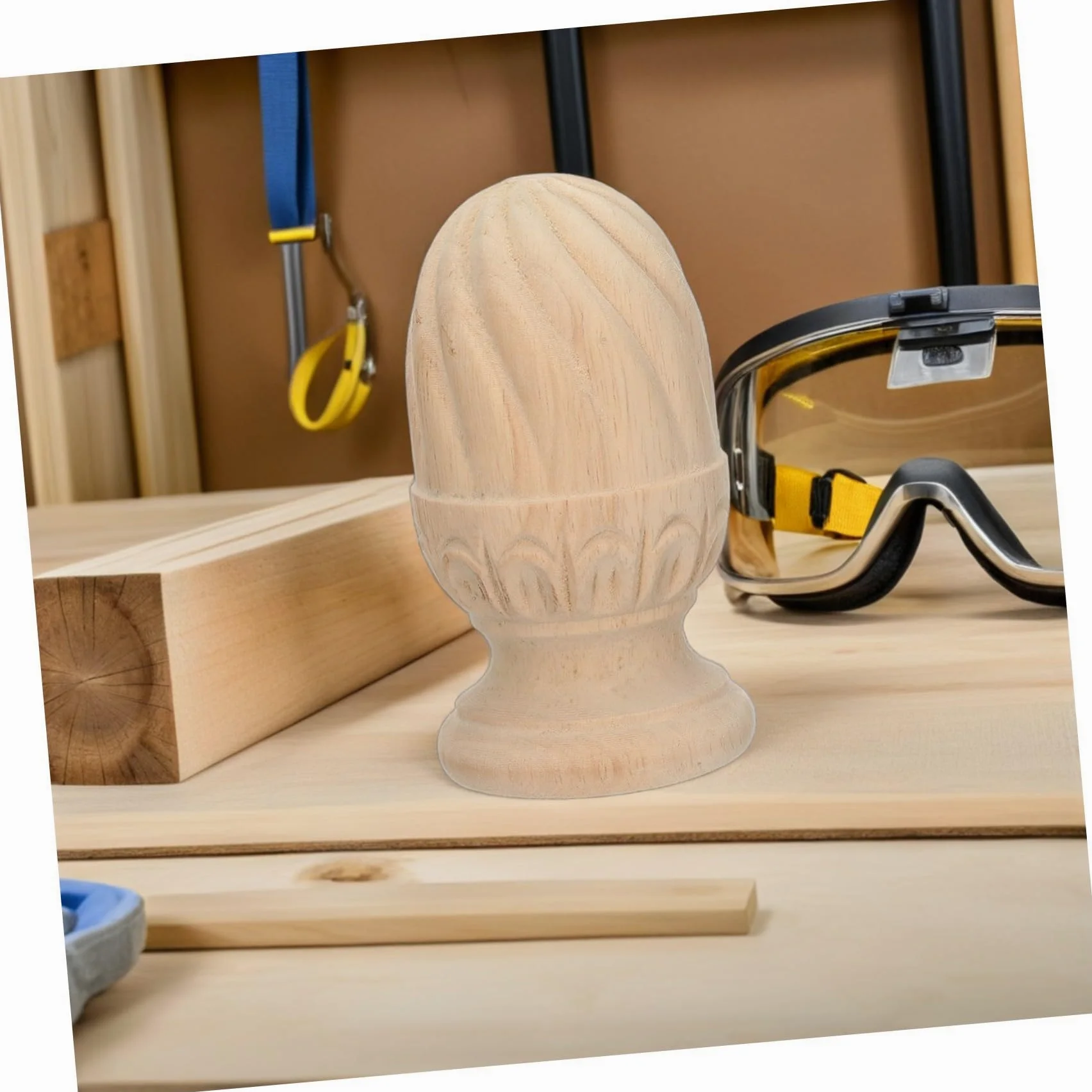 DECOMELODY Remate Decorativo de Madera en Forma de Piña para Balaustres y Columnas de Escalera, Accesorios Artesanales Beige Diseño Elegante para Decoración y Bricolaje