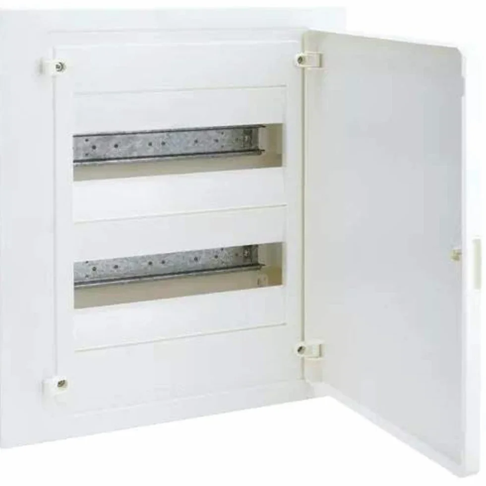 Caja empotrable golf serie VF, 2 filas, 24M, puerta op. blanca, regleta y chasis