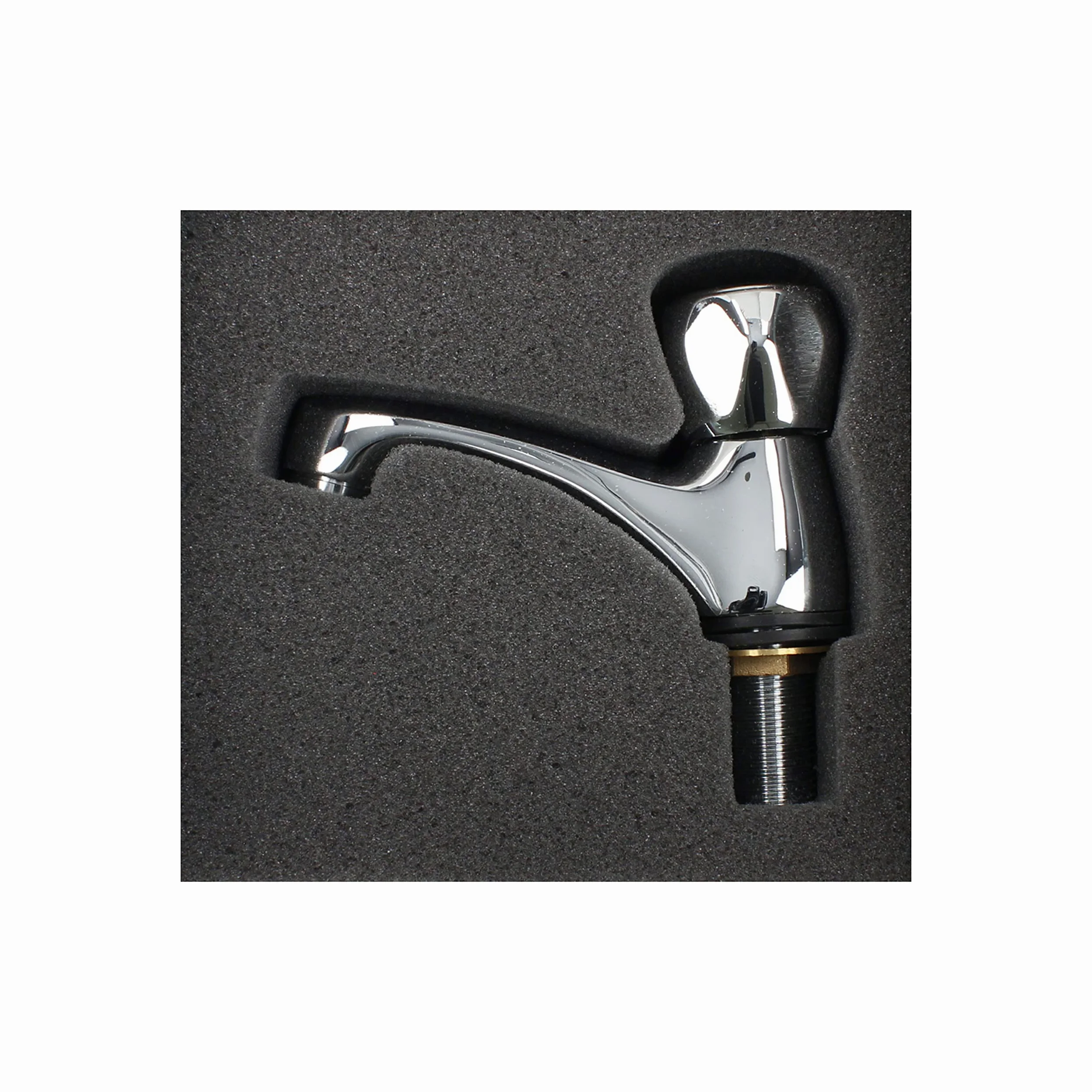 Fontastock URBEL FSKFGB004 Set de 2 grifos Individuales para Lavabo, Agua fría/Agua Caliente, Soportes de fijación, maneta de Zinc y Cuerpo de latón