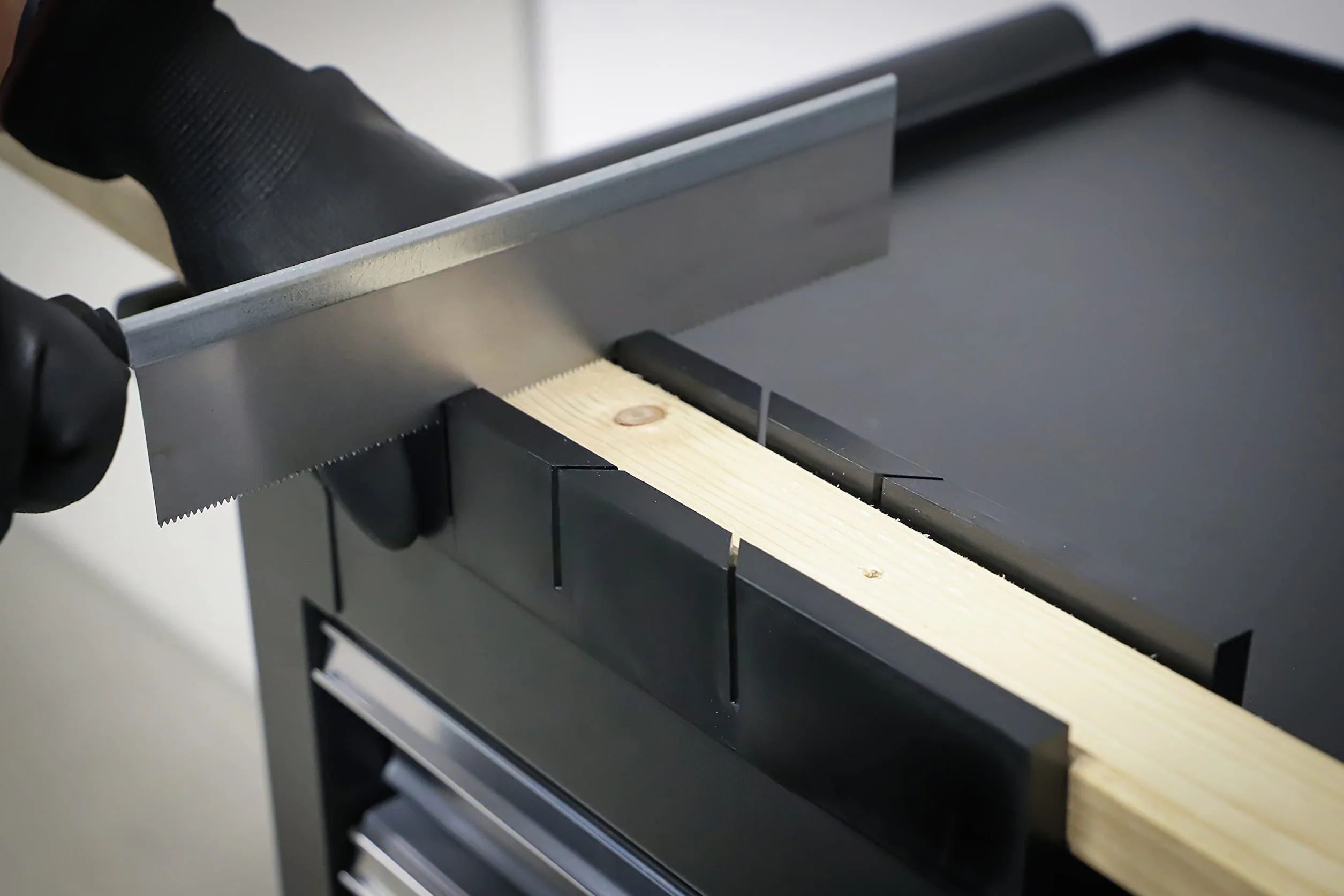 BGS Diy 50850-47000 | caja de ingletes con sierra