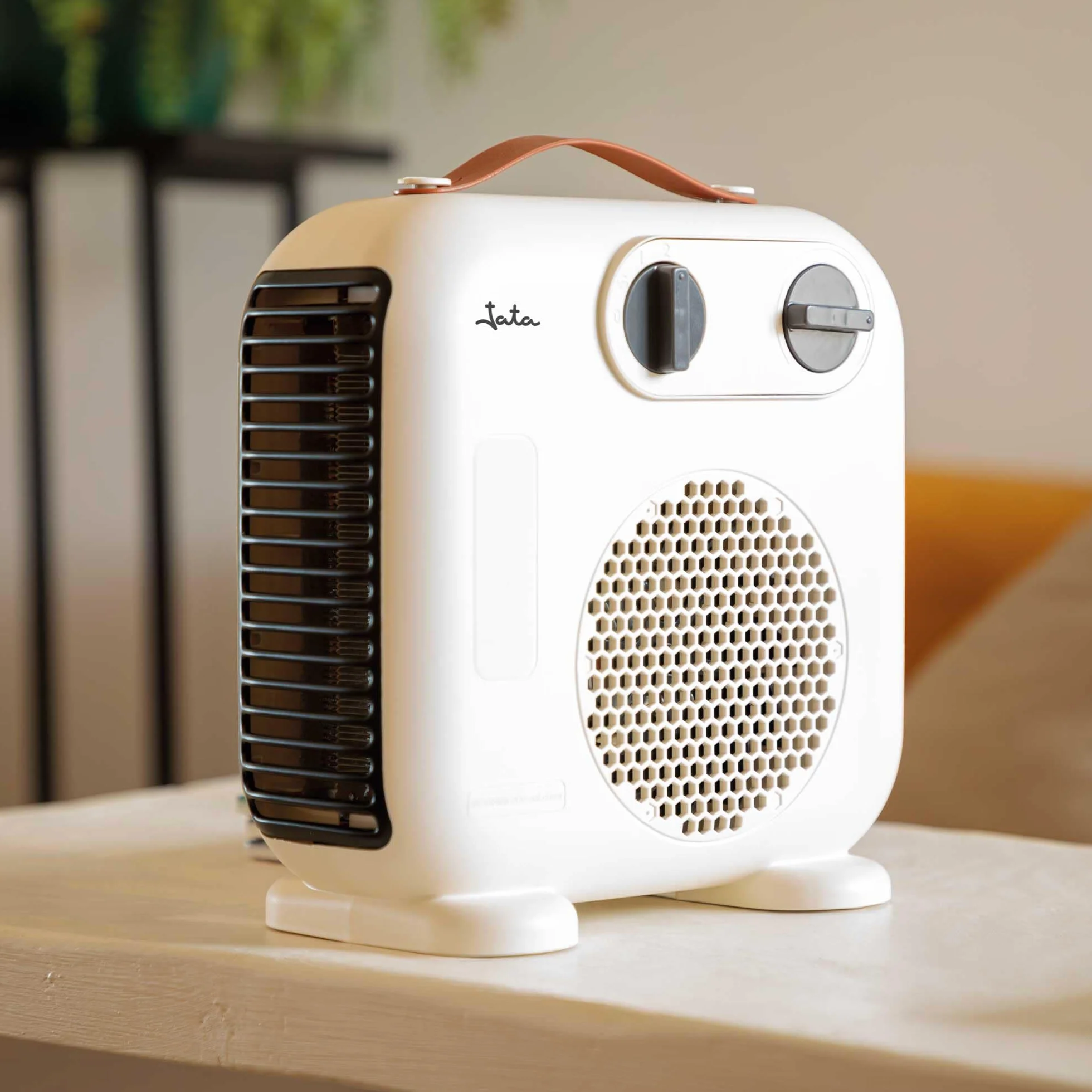 JATA JCTV1206 - Calefactor Bajo Consumo. Termoventilador Baño 2000 W. 2 Potencias. Ventilador. 2 Posiciones: Horizontal y Vertical. Antivuelco. Asa de Transporte. Compacto: 24 x 12,5 x 24 cm
