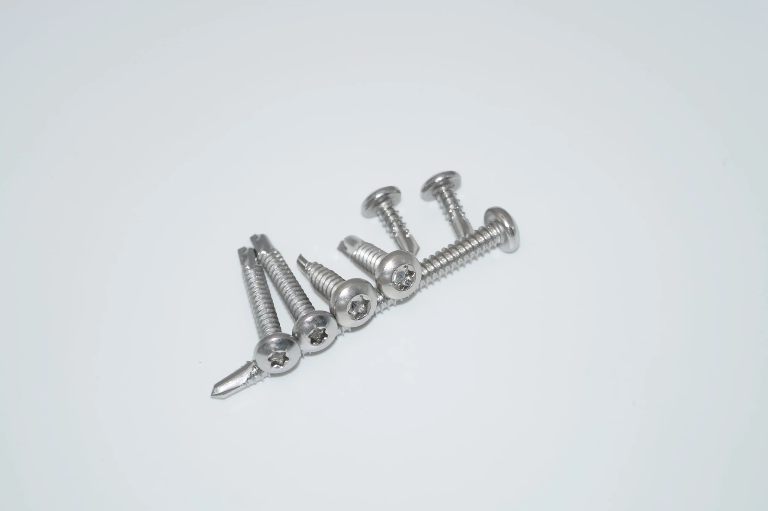 Tornillos de perforación 6,3 x 60, 20 unidades, tornillos de cabeza alomada TX – Forma M, acero inoxidable A2/V2A, tornillos autorroscantes DIN 7504/ISO 15480 – inoxidable