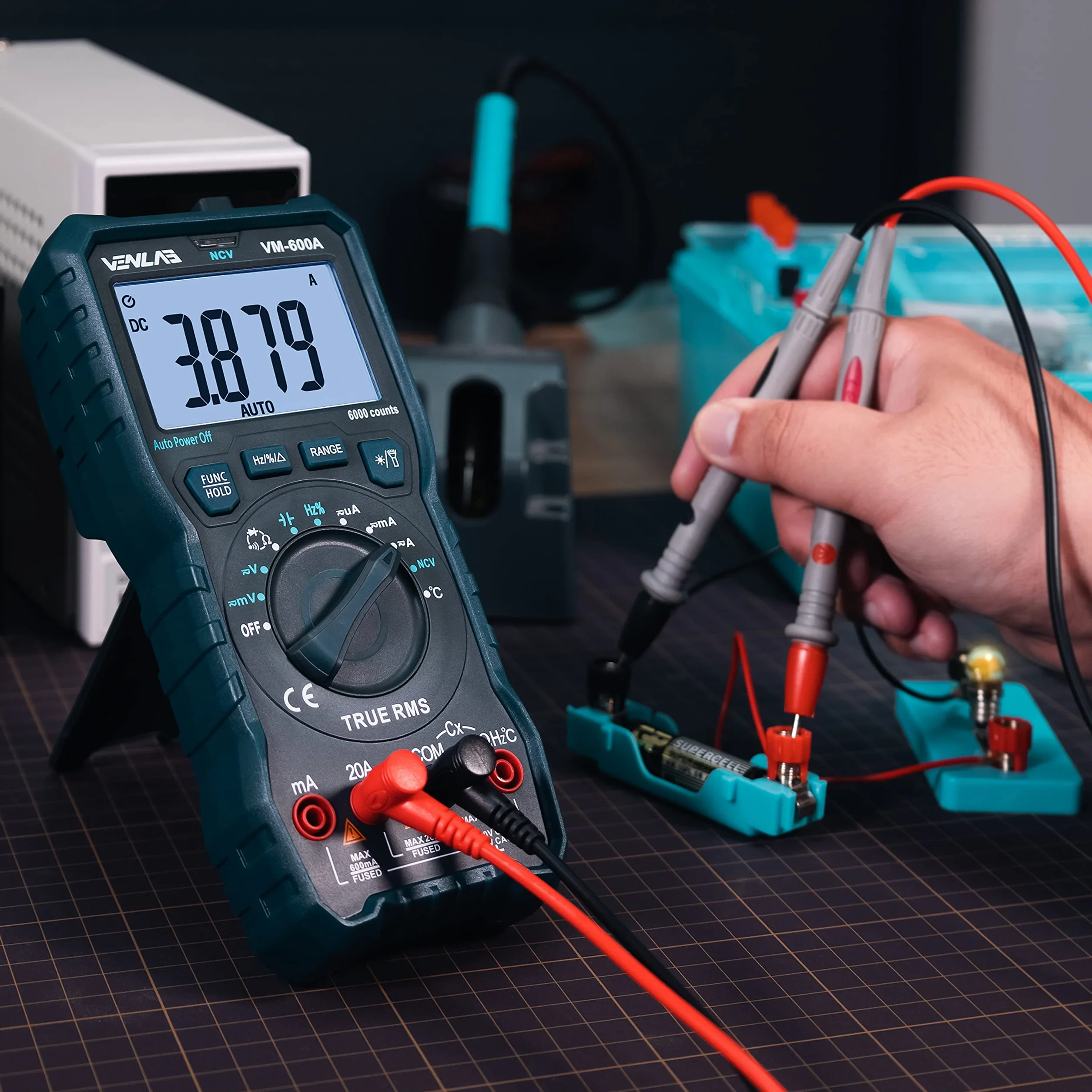 VENLAB Multímetro Digital TRMS 6000 Cuentas VM-600A Voltímetro CC/CA Resistencia Diodo Continuidad Capacitancia Temperatura