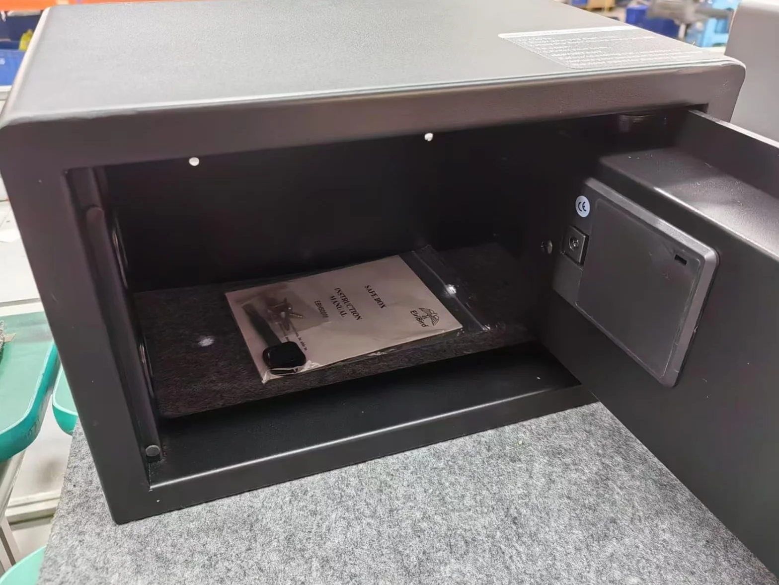 Caja Fuerte Hotel Electrónica Apertura Automática Puerta Teclado Digital Tamaño Portátil 15 Pulgadas Seguridad Premium Negra