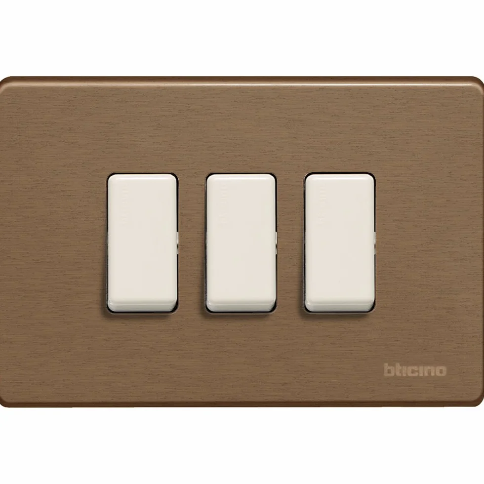 Bticino Magic 503/3/Br MG-Placa 3M Bronce