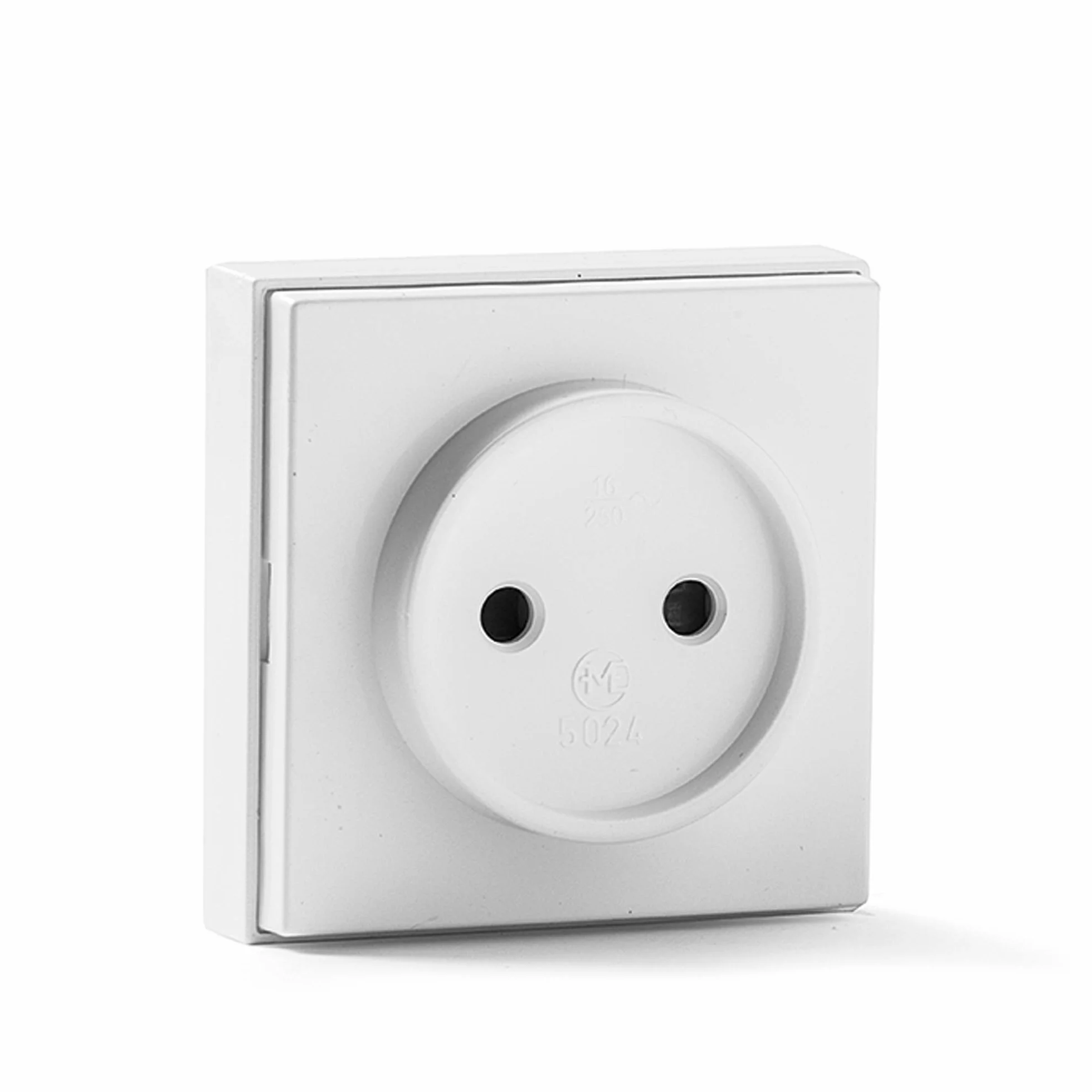 FAMATEL Toma de corriente sin TT Superficie 65x65mm 16A 250V Serie 5000 Blanco