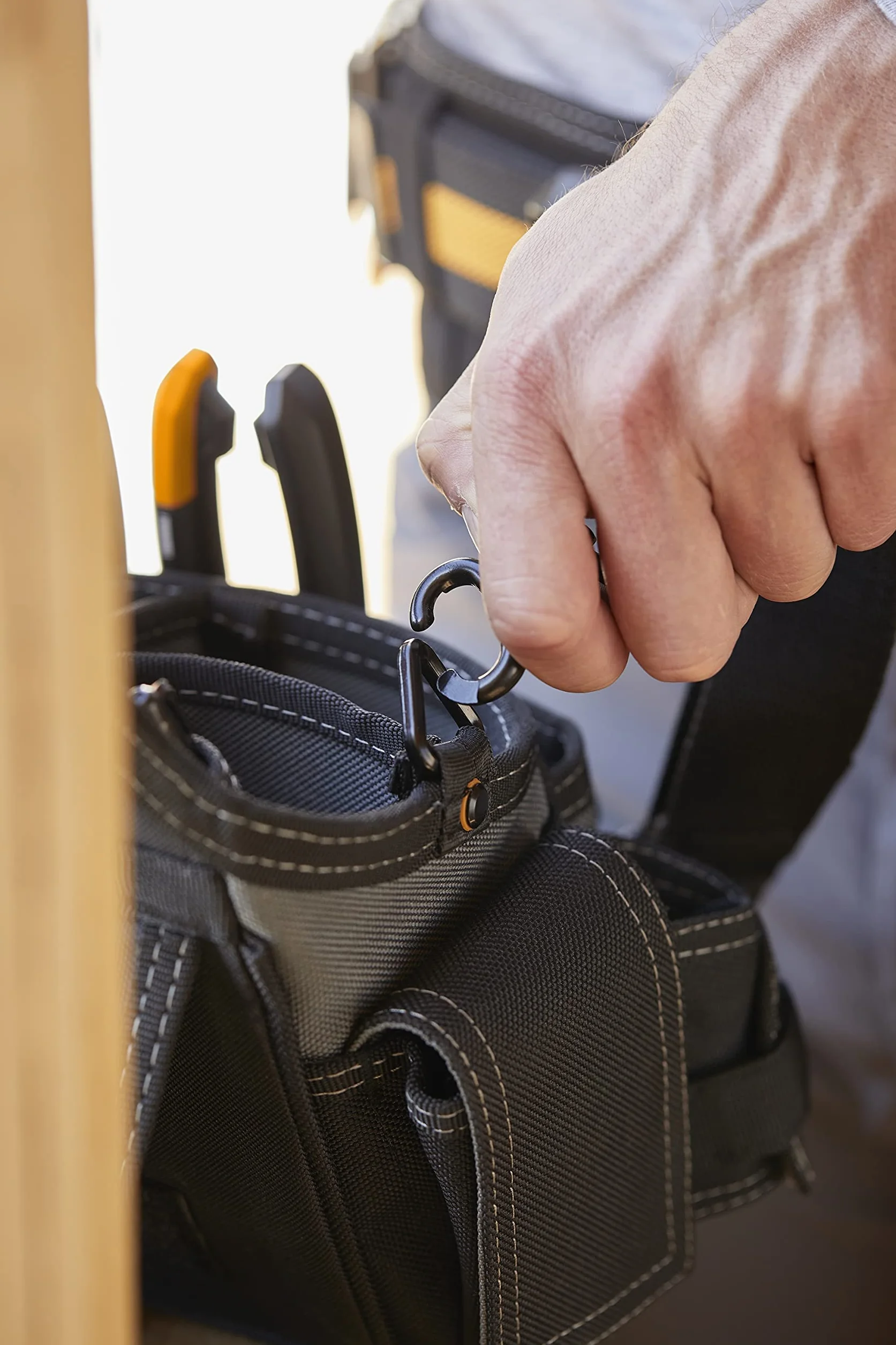 ToughBuilt Master TB-CT-104 Bolsa para Electricista con Correa para el Hombro
