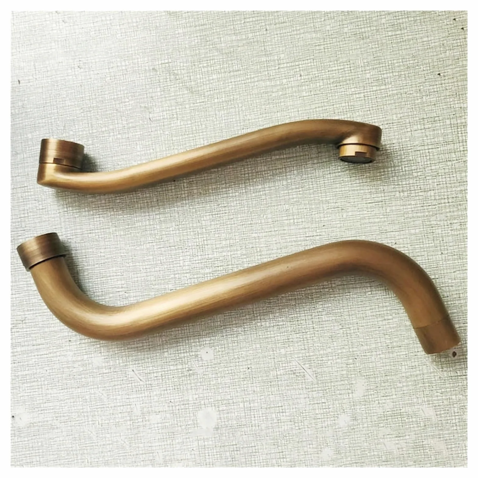 Grifo de cocina Grifo mezclador de cocina, Grifo de piscina con fregona for exteriores de pared de un solo Facuet frío, grifo de fregadero de cocina de pared de bronce Antqiue giratorio para cocina, b