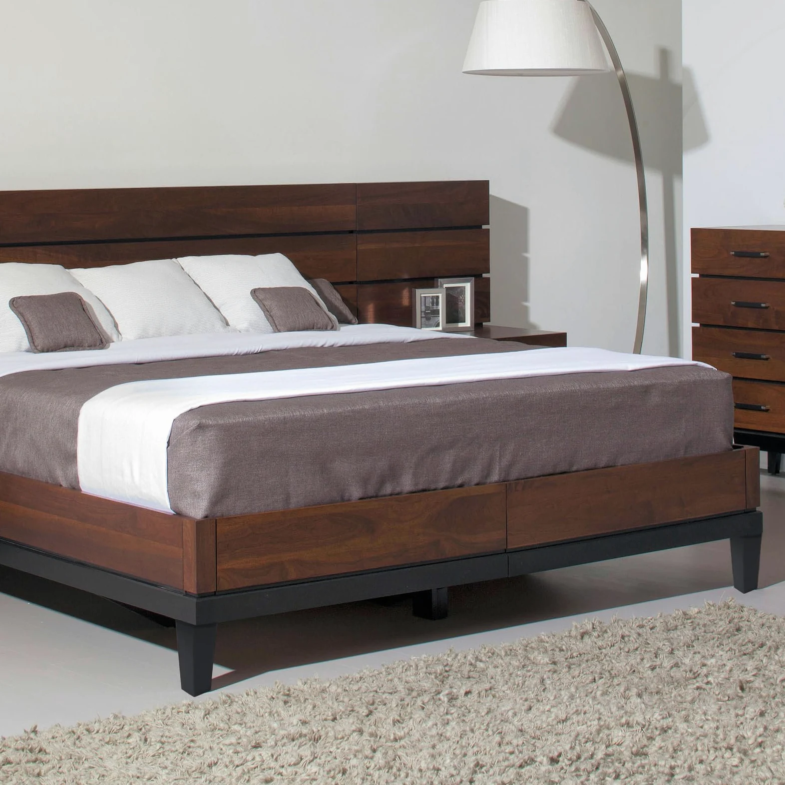4 Piezas Patas para Muebles Madera Negro 20cm con Placa de Montaje Tornillos y Protectores de Suelo Pies para Muebles Cuadradas para Mesa de Té Sofá Cama Cajonera Mueble TV