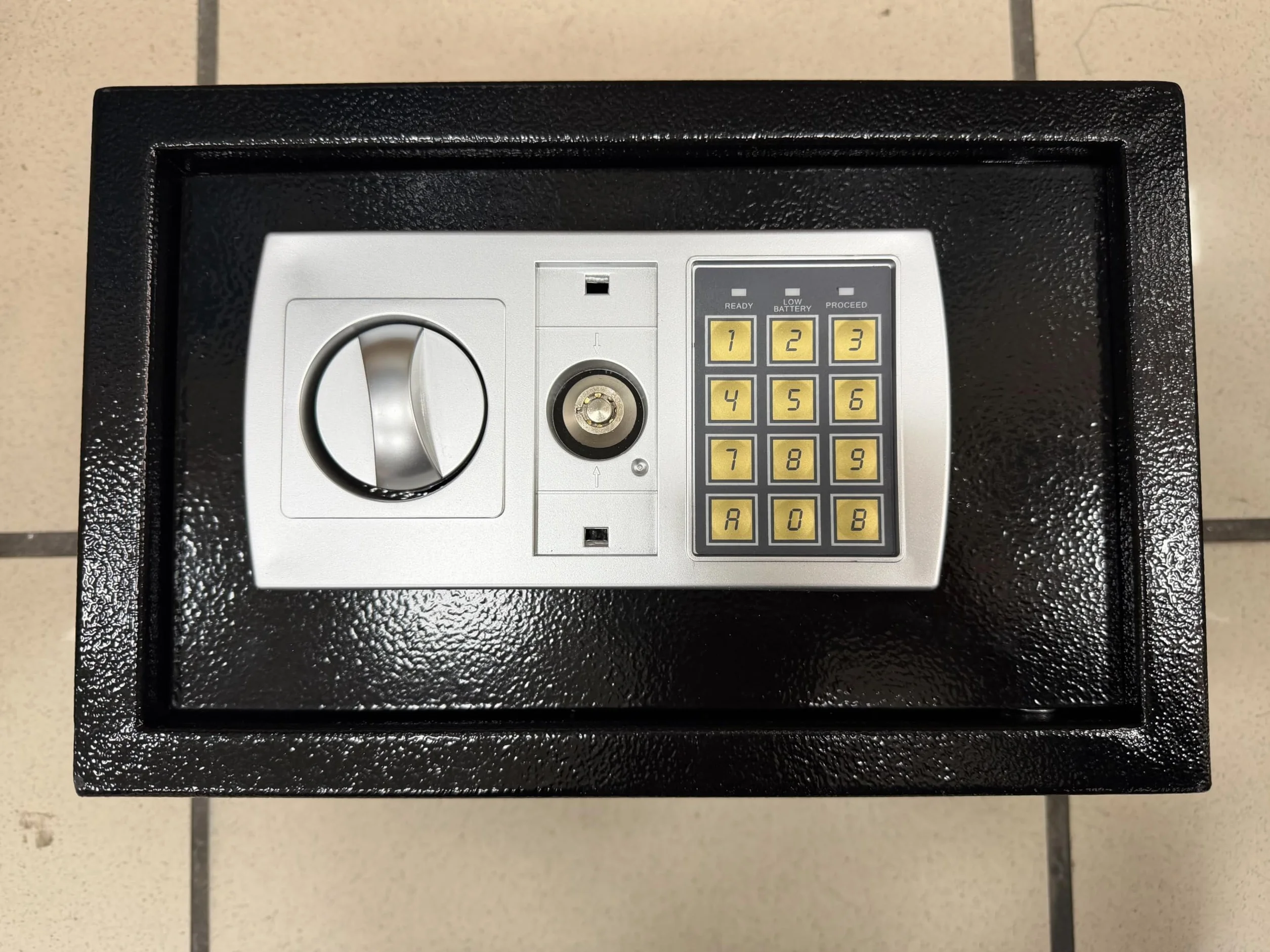 Caja Fuerte Digital con Cerradura de Combinación y 2 Llaves - Resistente para Efectivo, Joyas, Objetos de Valor - Operación Sin Batería, Diseño Compacto para Hogar, Oficina