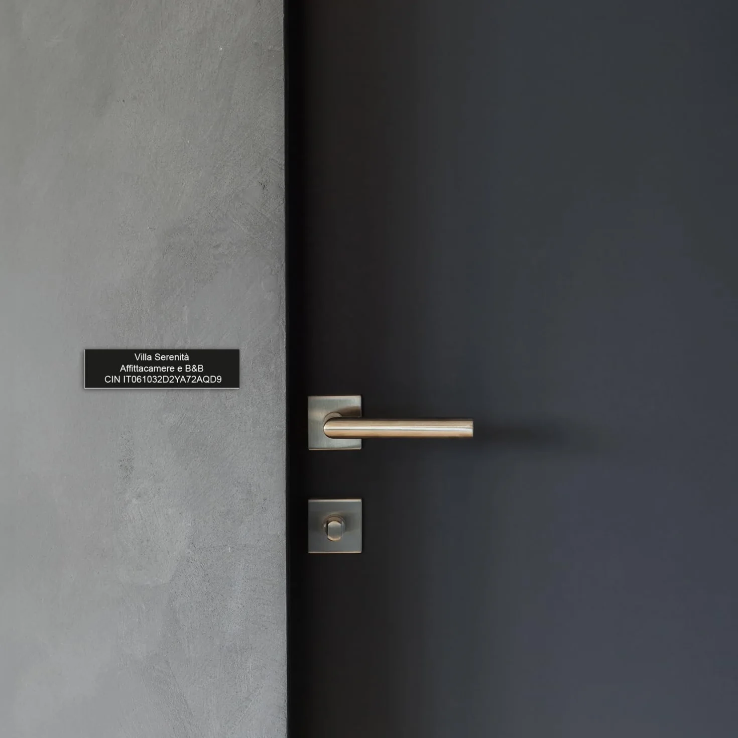 Placa autoadhesiva con grabado personalizable para CIN – Negro – Formato 10 x 2,5 cm