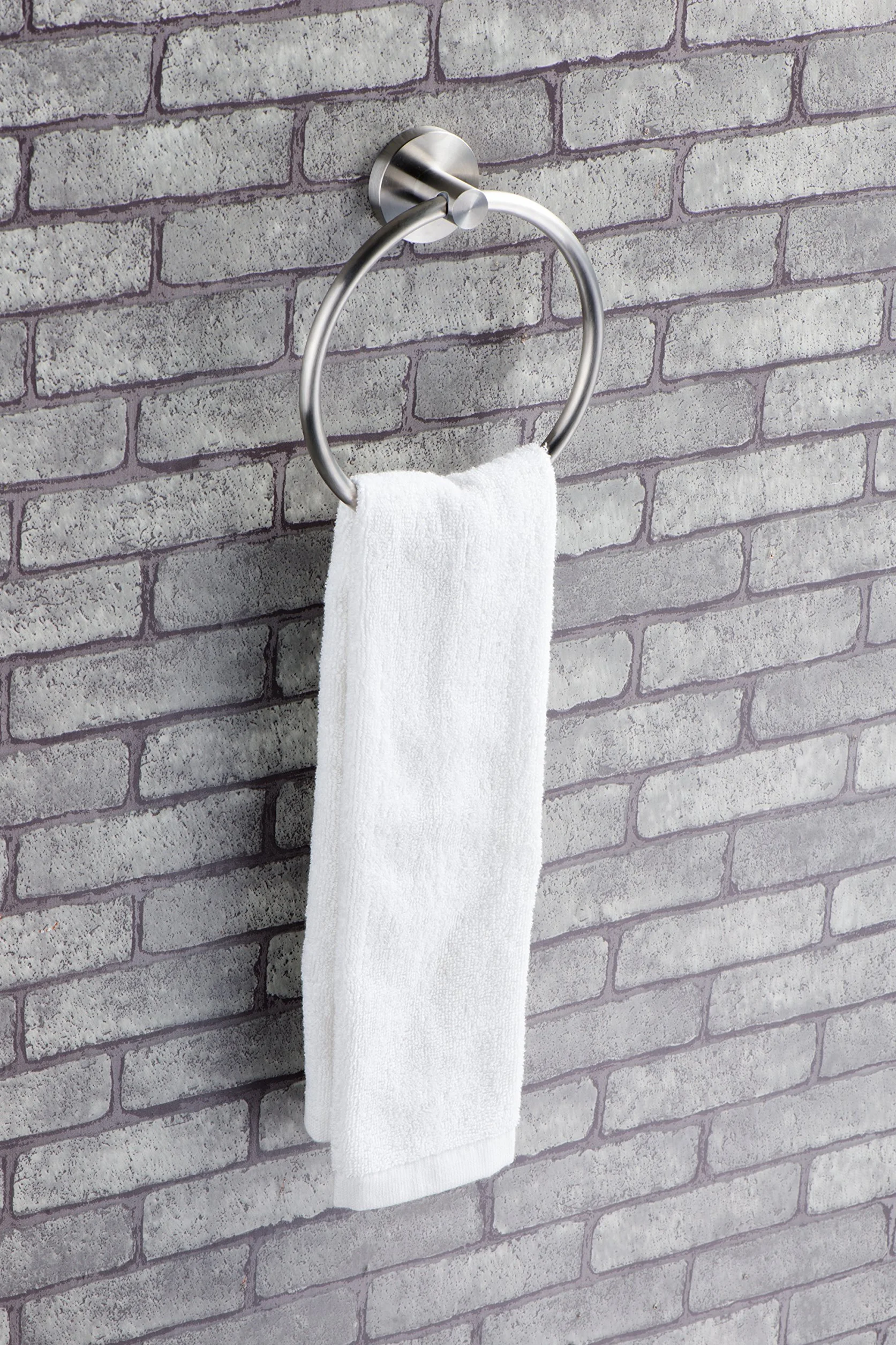 Toallero de acero inoxidable cepillado para cuarto de baño Soporte de baño Gancho de toalla Anillo