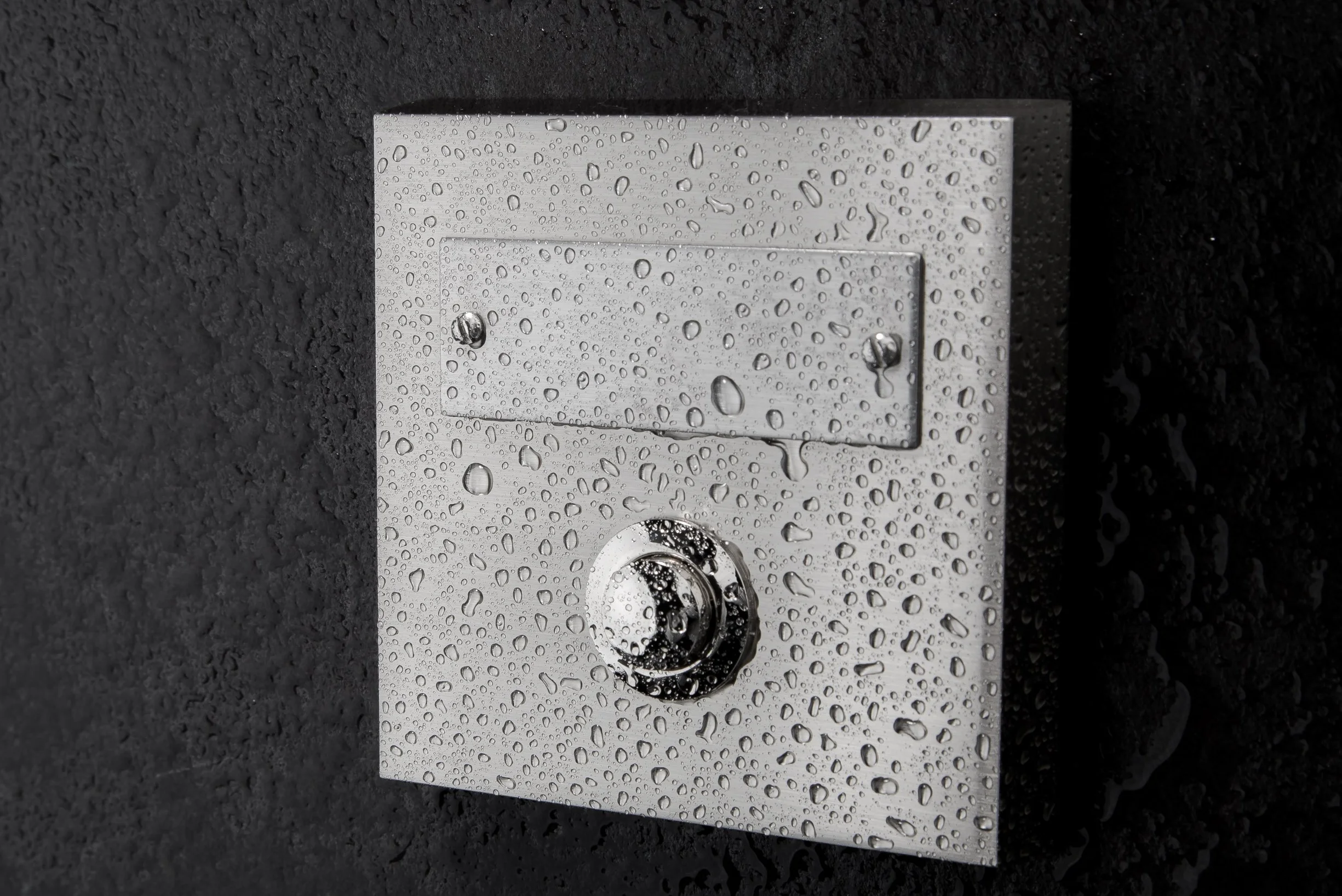 HUBER Pulsador de timbre de superficie de metal - con placa de identificación - timbre de superficie I pulsador de latón cromado - timbre puerta frontal