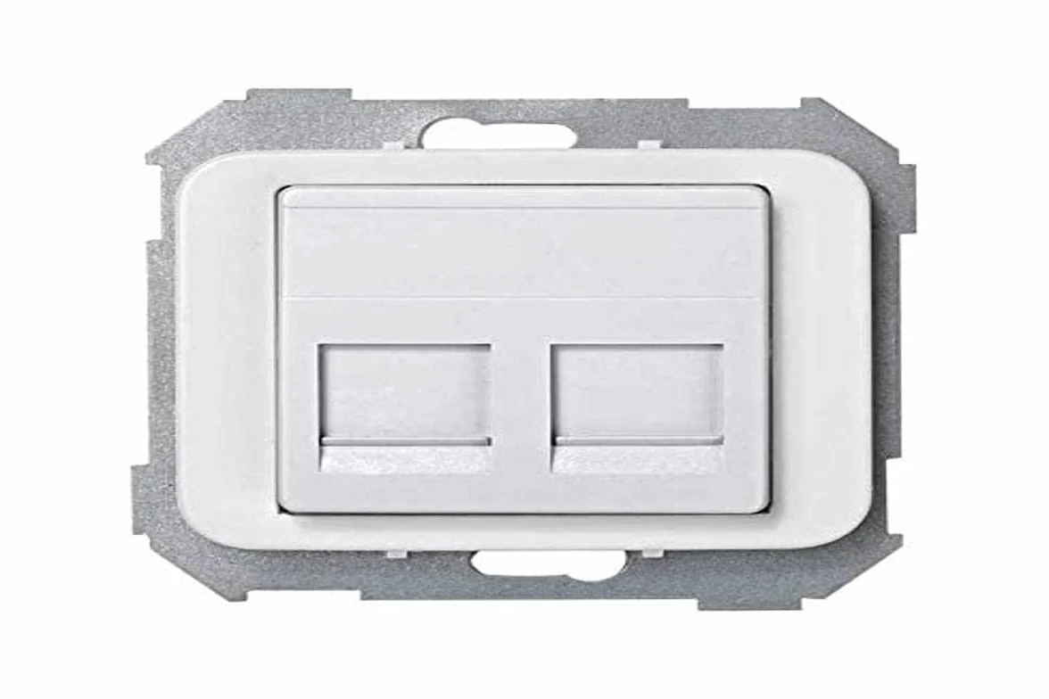 TAPA INFORMATICA 2 CONECTORES AMP