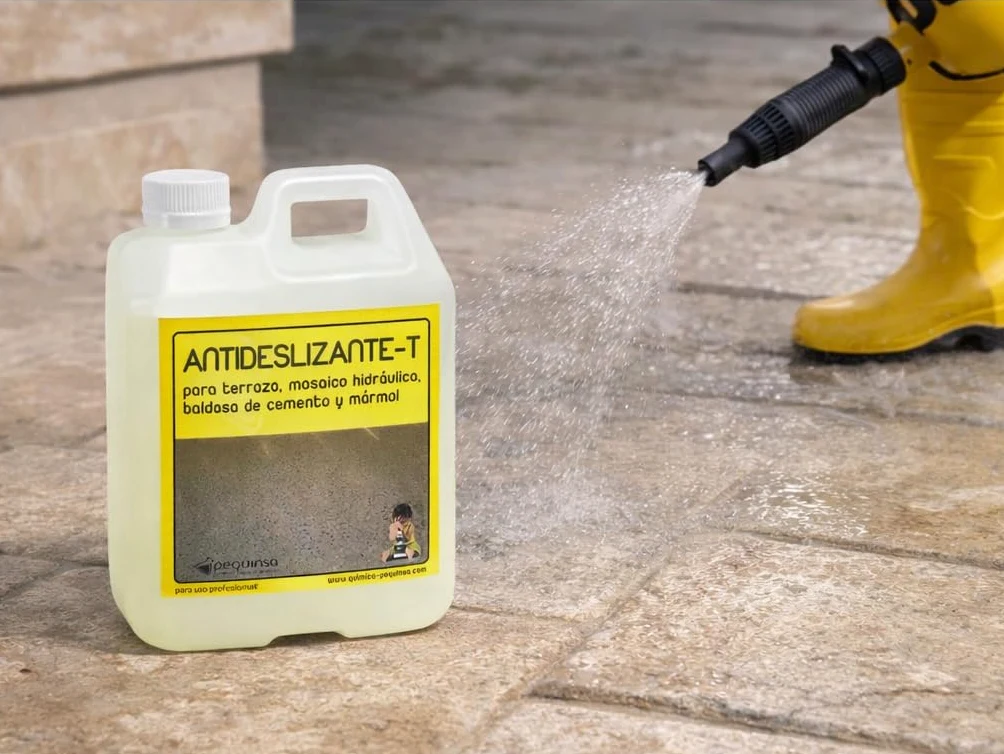 Liquido Antideslizante para Suelos de Marmol, Terrazo y Hormigon. Envase 1 Litro