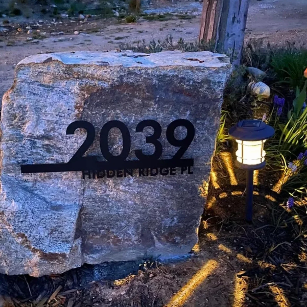Letrero de metal moderno con el número de la casa, letrero de dirección de casa personalizado con nombre de calle (1)